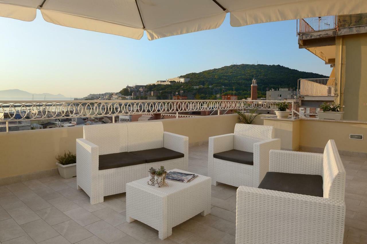 Bed and Breakfast La terrazza dei colori Gaeta Esterno foto