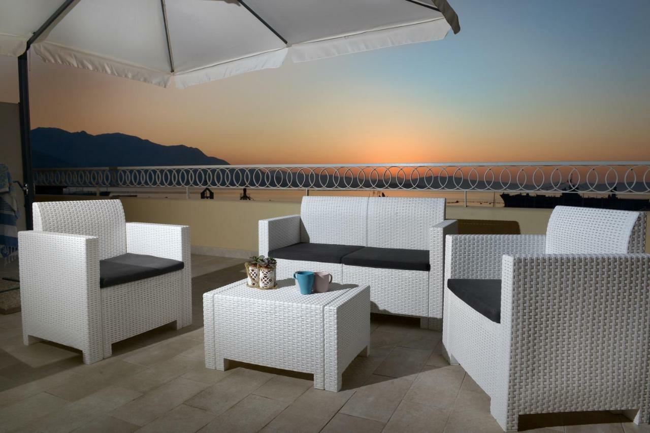 Bed and Breakfast La terrazza dei colori Gaeta Esterno foto