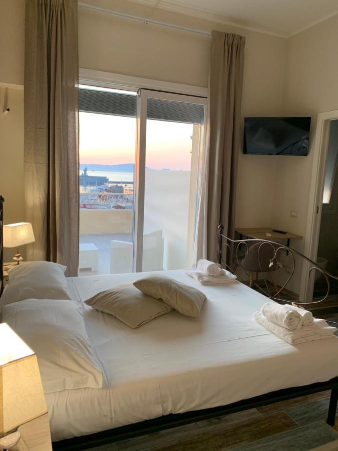 Bed and Breakfast La terrazza dei colori Gaeta Esterno foto